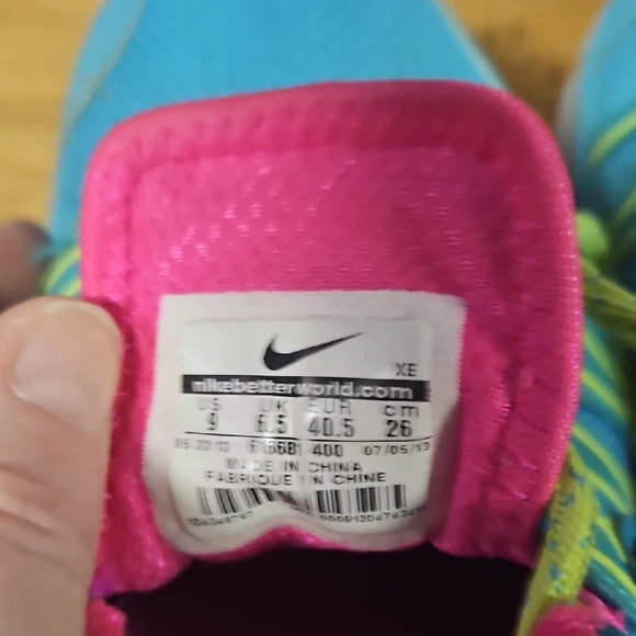 Nike Blue and Pink Athletic Running Shoes Lightweight Mesh - Picture 3 of 4